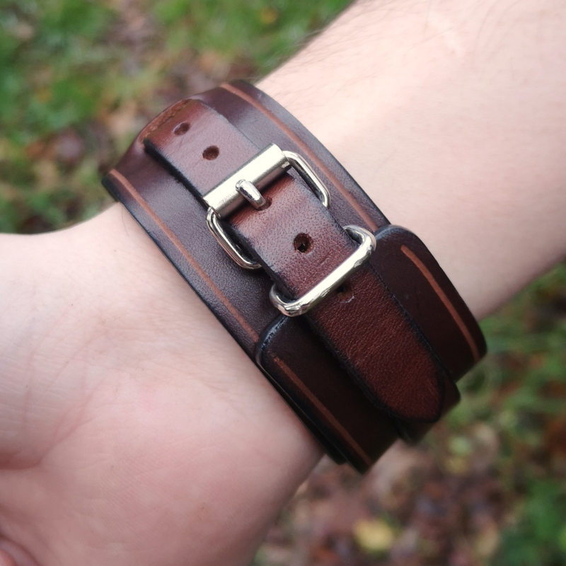 Artisanat cuir Bracelets - Bracelets de force en cuir